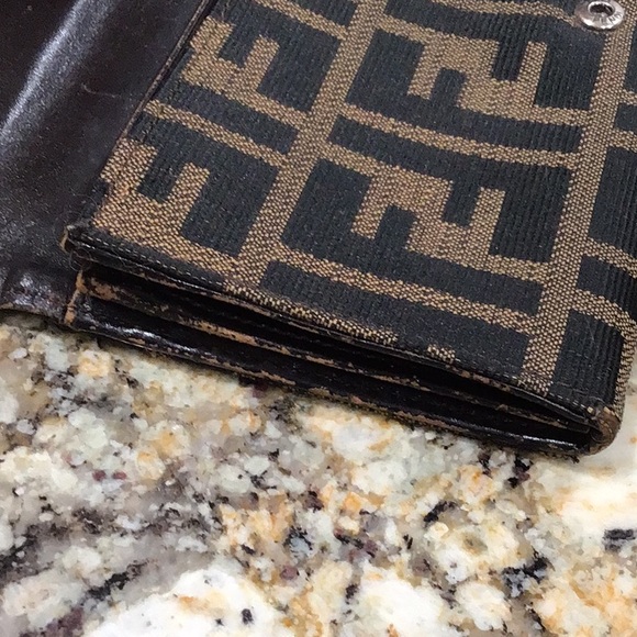 Fendi Wallet Silver Buckle Zucca Leather Long Wallet EUC - Picture 8 of 12